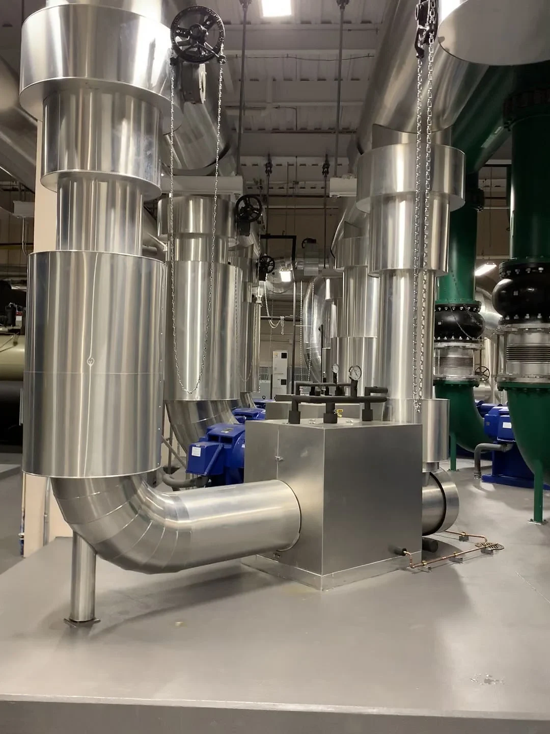 Installed mechanical piping and connections in a Blume project
